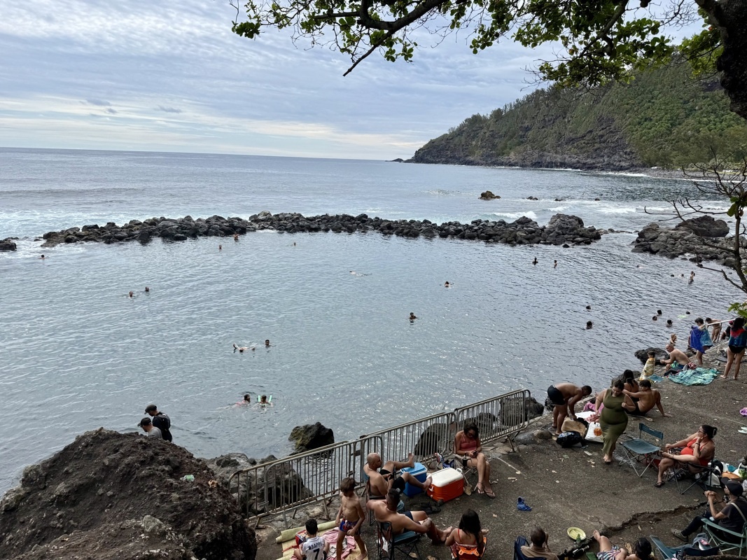 Manapany les bains piscine naturelle