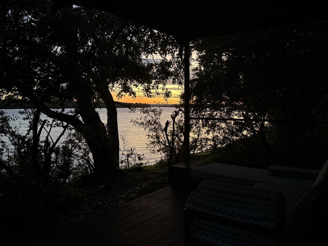 5 heures du mat j'ai des frissons... (pour les initiès, vieux lol)