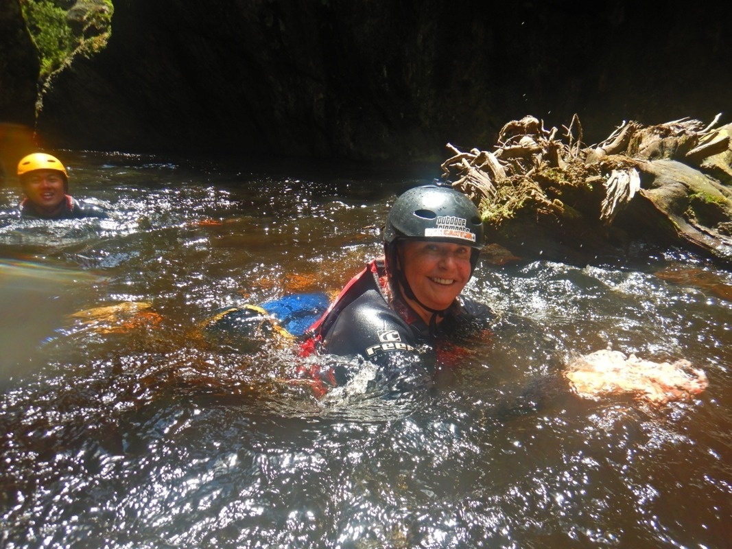 c'est bien comme ça chef, il nage bien le chef hein (référence! vous l'avez?)