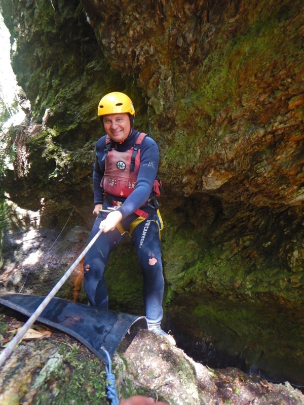 allez zou, ça me rappel l'armée en montagne...il y a 44 ans....oups, j'etais plus...enfin moins...