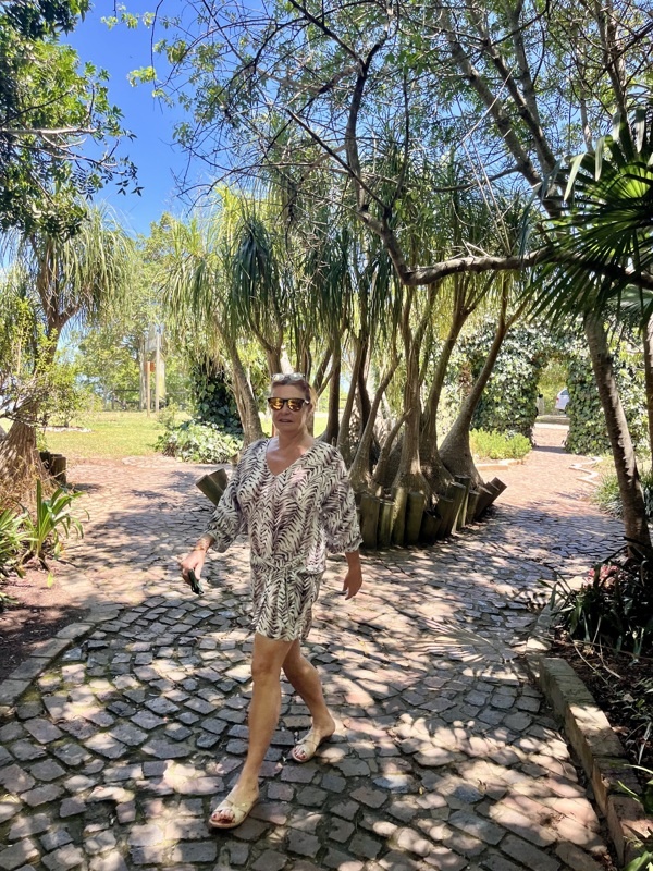 changement de tenue, parc des oisieaux