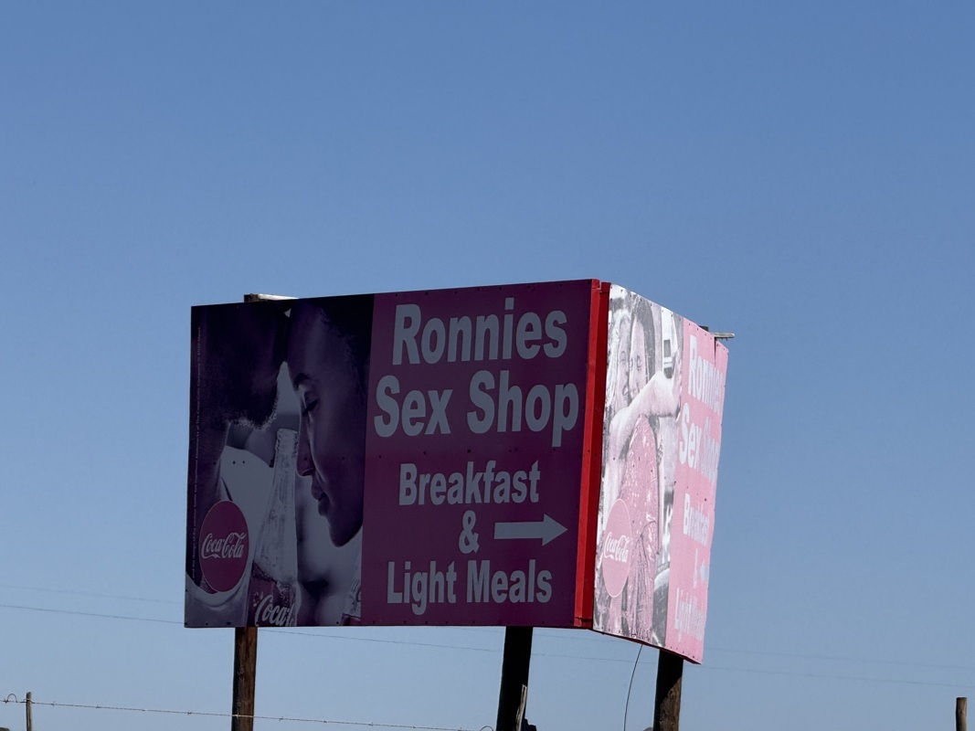 Le fameux Ronnie sex shop (qui n’en est pas un)
