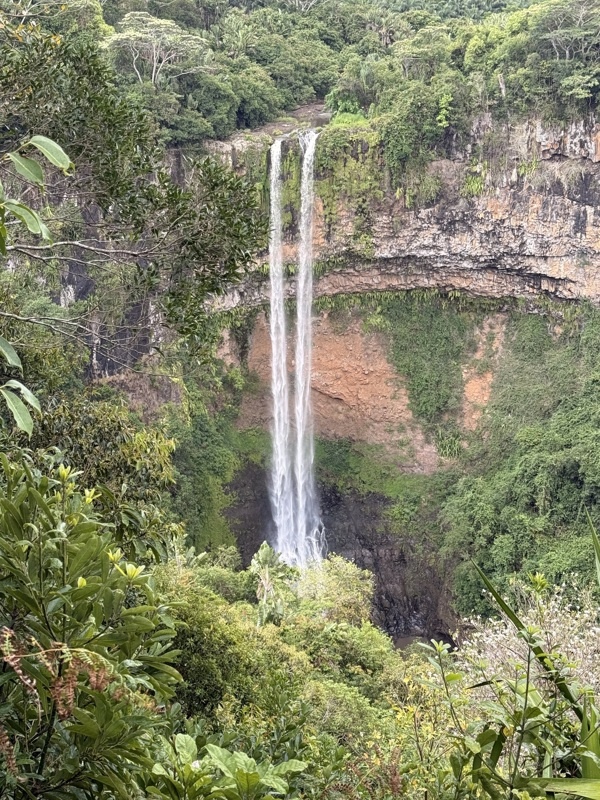 la cascade de Chamarel 100 m de hauteur