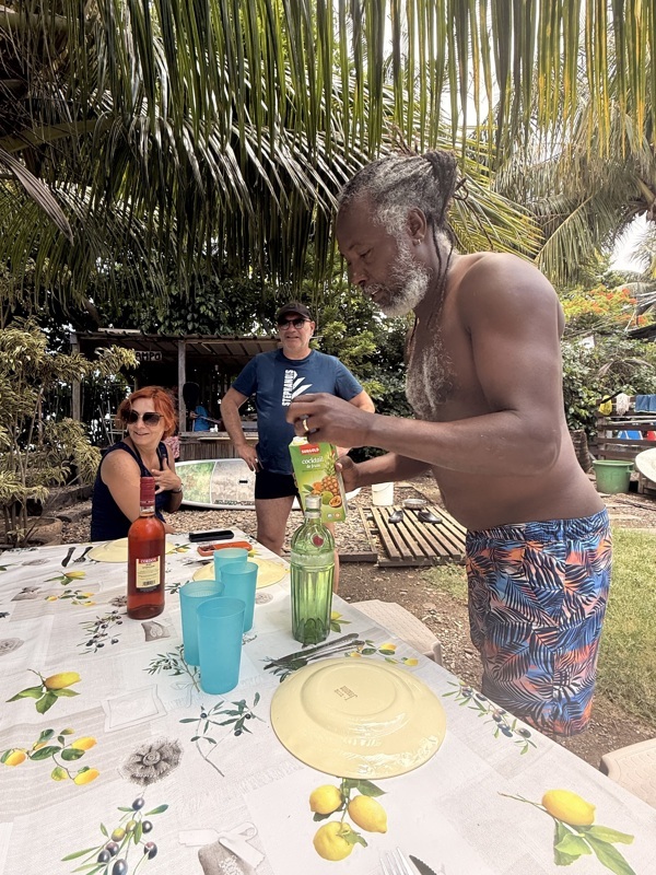 Raphaël son fils a préparé le BBQ